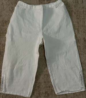 Catherines Everyday Fit White Denim Capri Pants with Beaded Side Detail